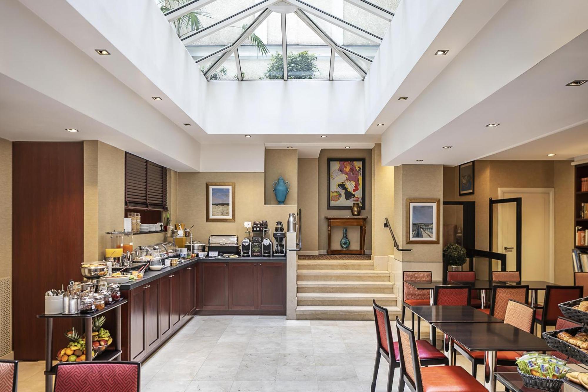 Western Sydney Opera Hotel