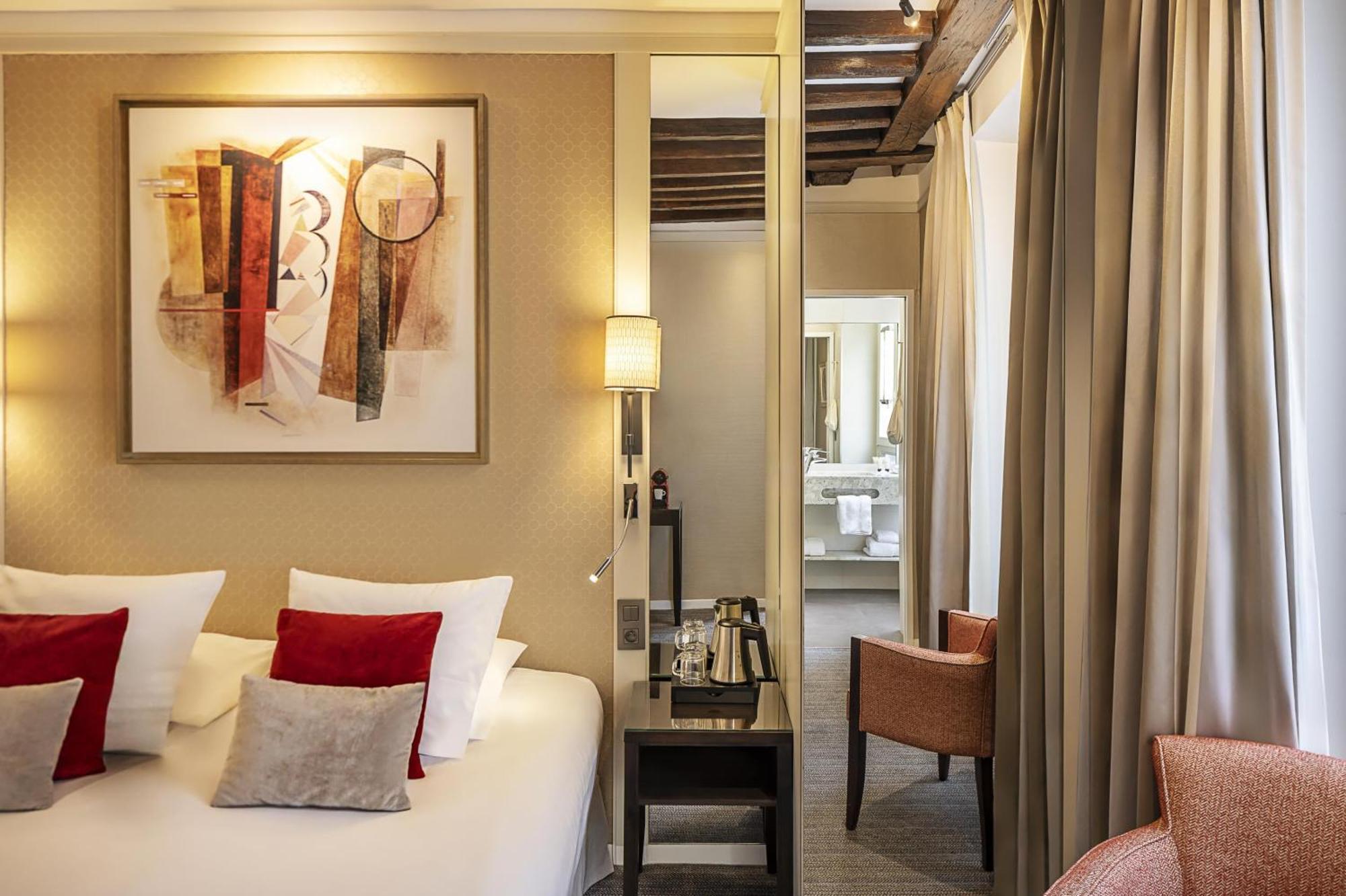 Hotel Western Sydney Opera 3*