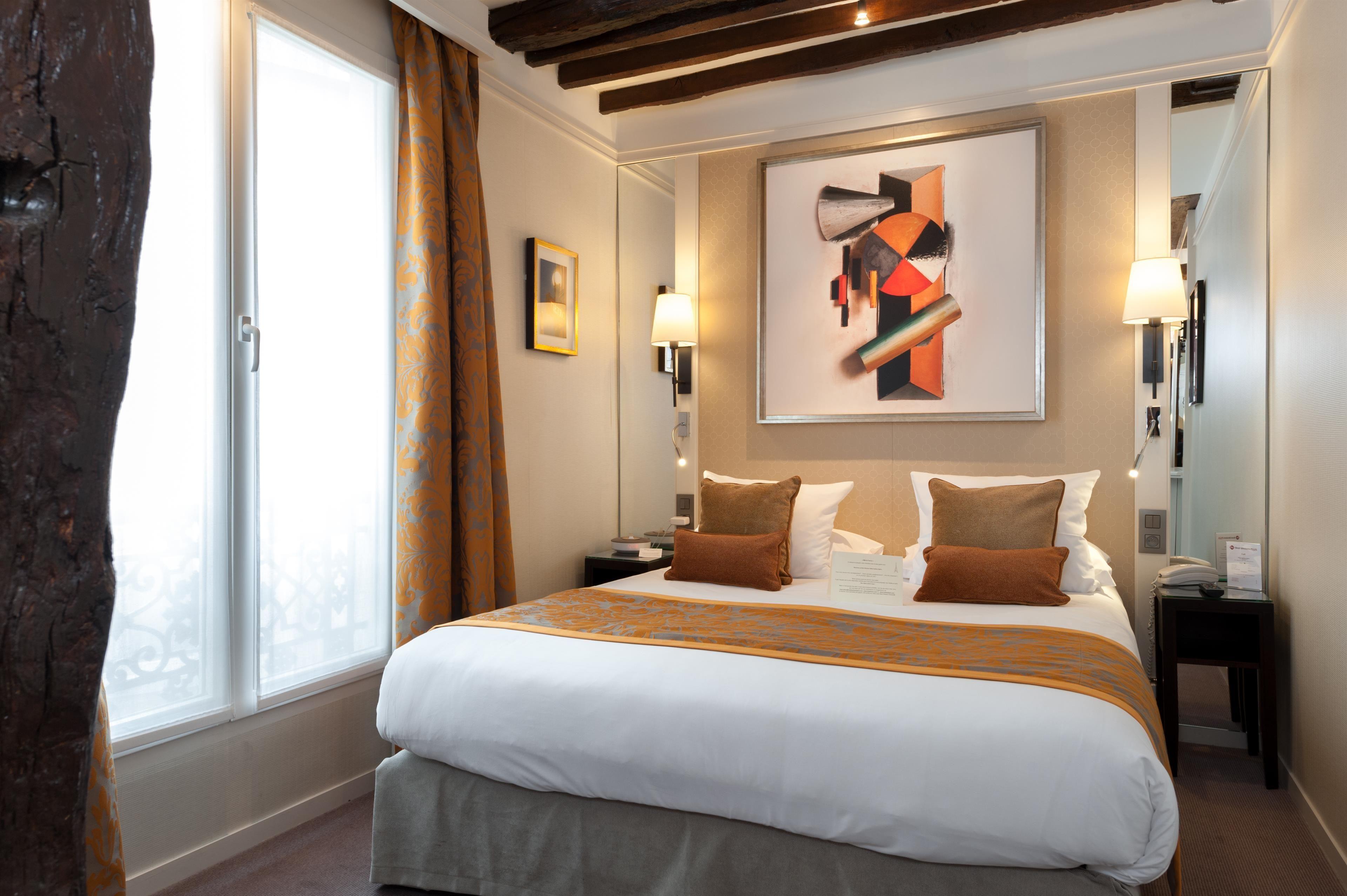 Western Sydney Opera Hotel