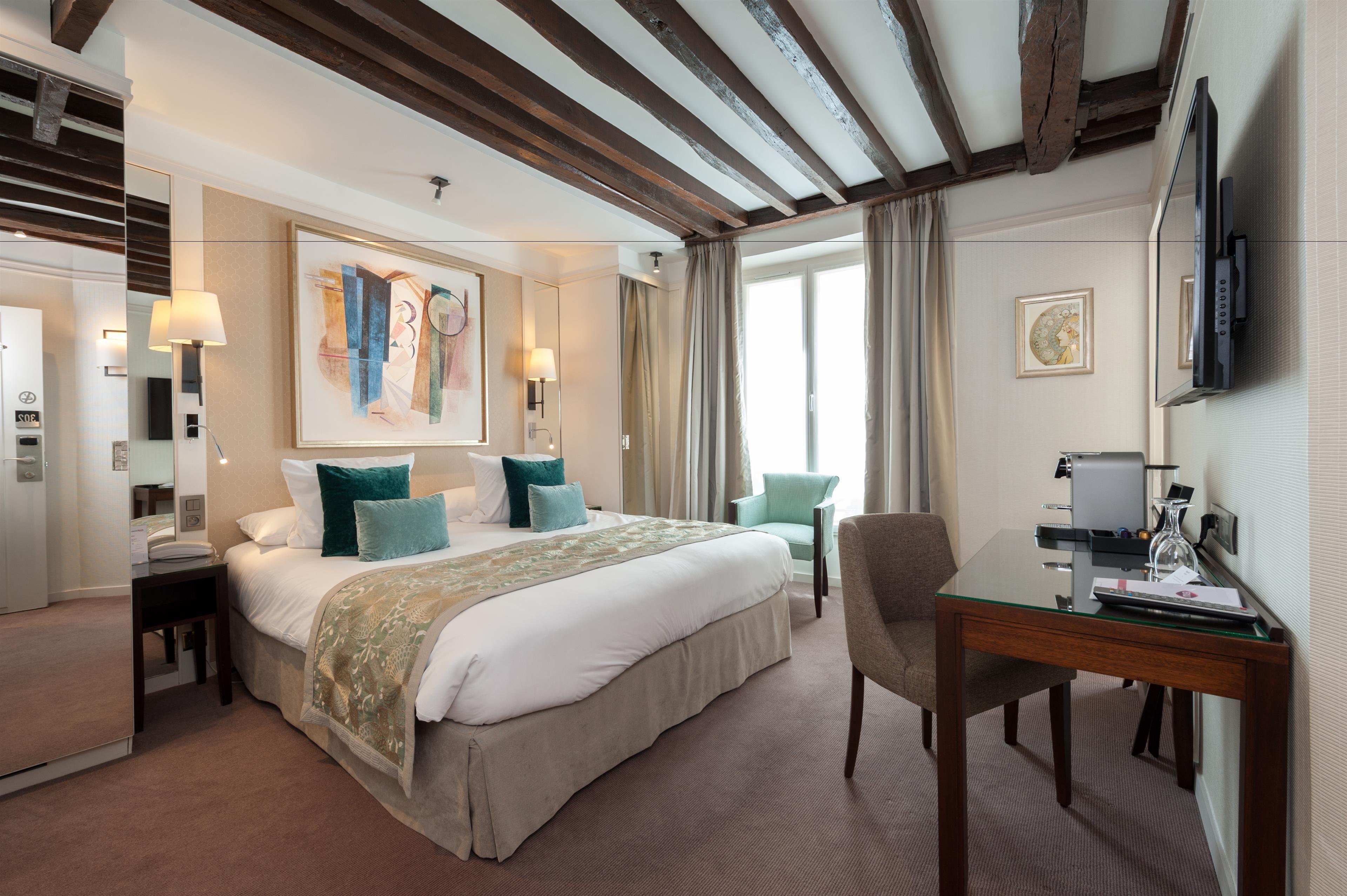 Hotel Western Sydney Opera 3*
